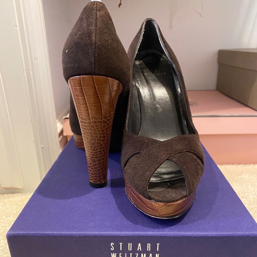 Stuart Weitzman suede and leather peep toe pumps